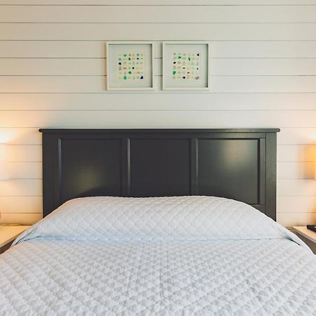 Bearskin Neck Motor Lodge 락포트 외부 사진