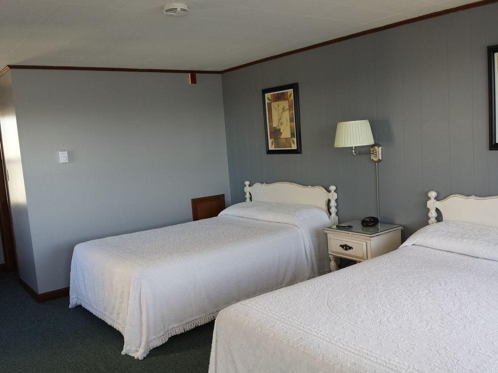 Bearskin Neck Motor Lodge 락포트 외부 사진