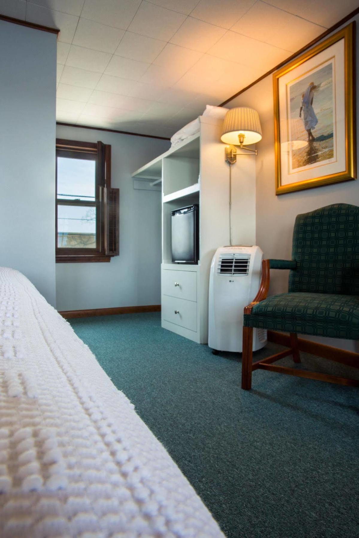 Bearskin Neck Motor Lodge 락포트 외부 사진