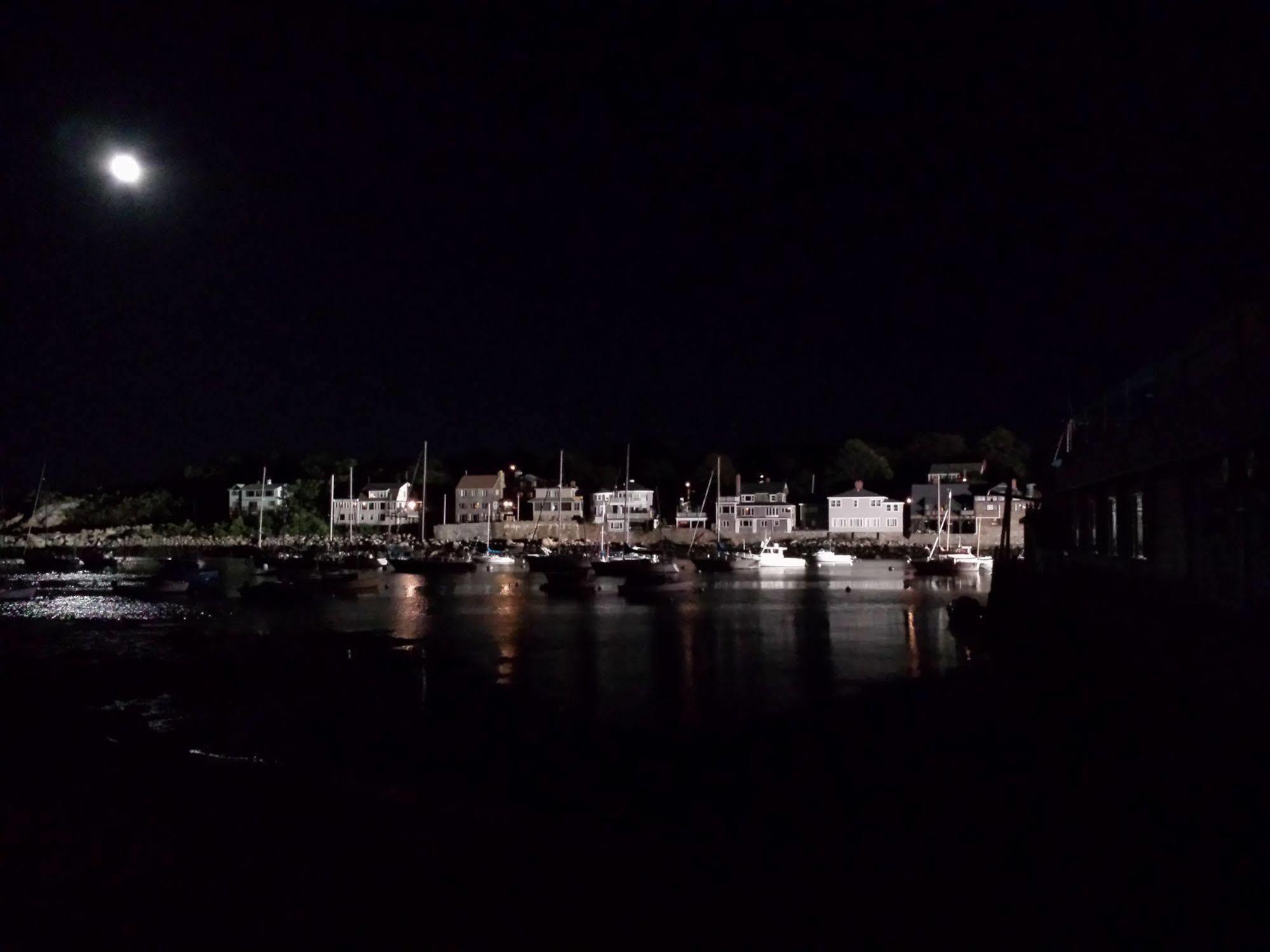 Bearskin Neck Motor Lodge 락포트 외부 사진
