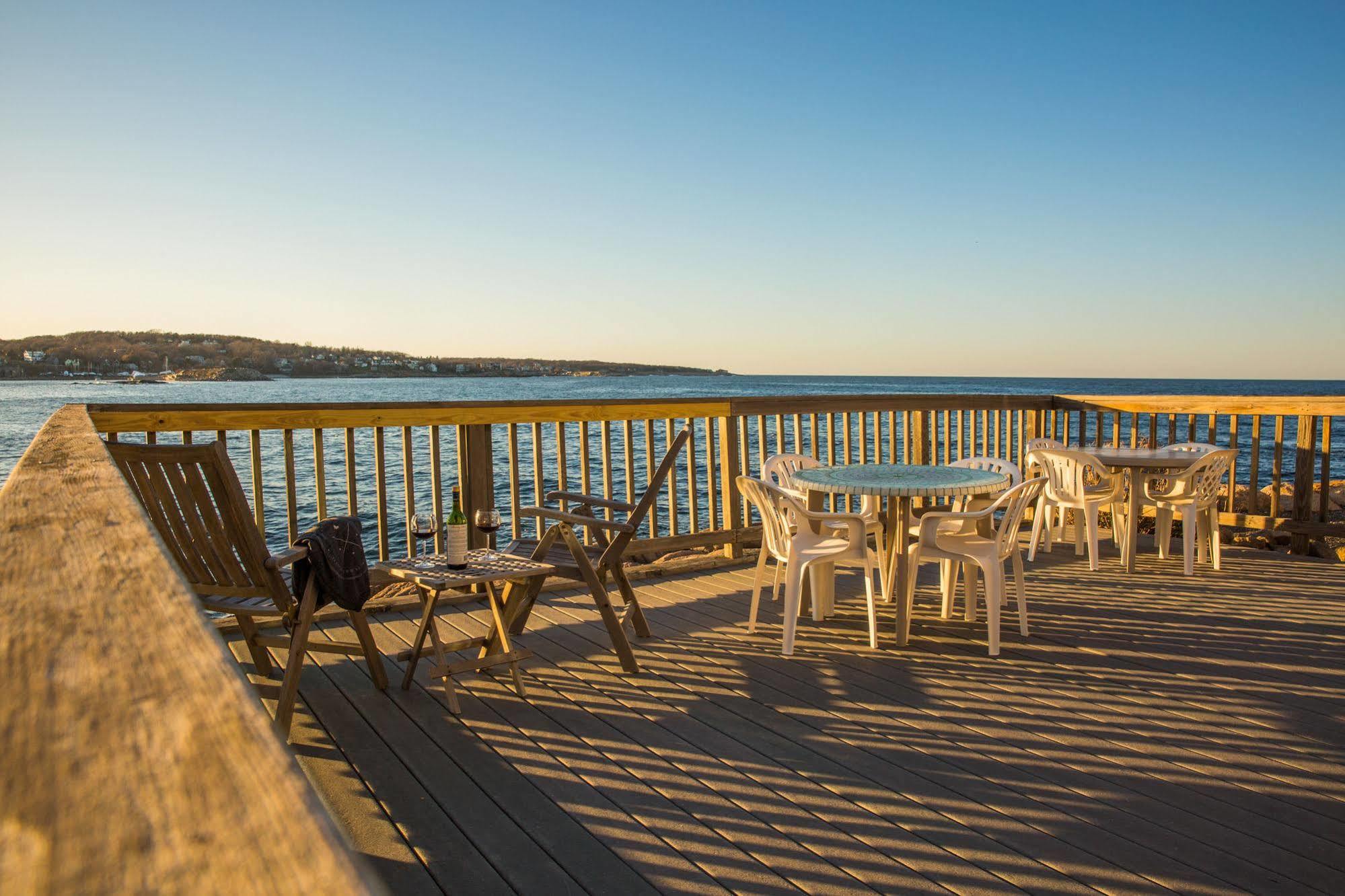 Bearskin Neck Motor Lodge 락포트 외부 사진