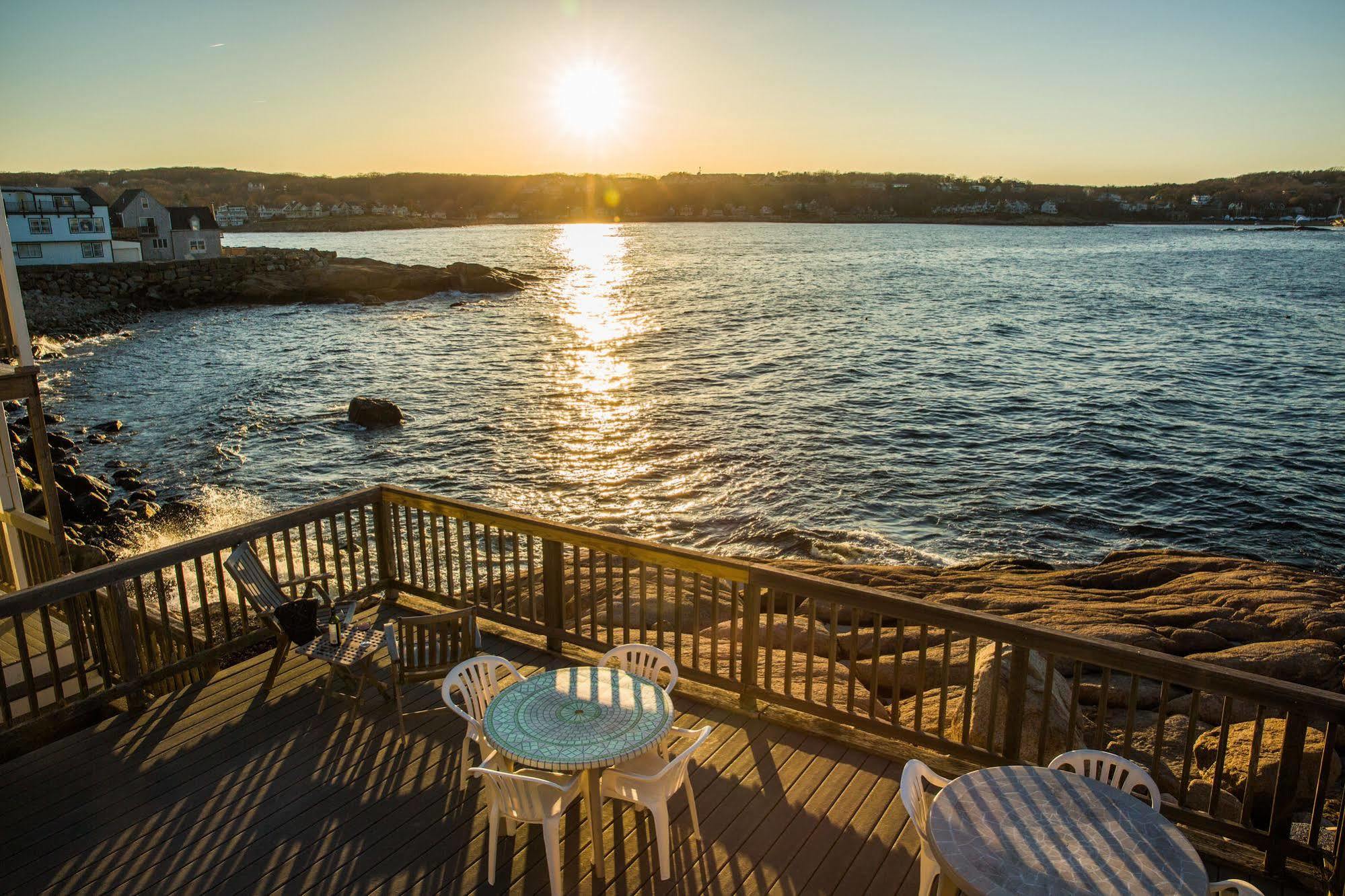 Bearskin Neck Motor Lodge 락포트 외부 사진
