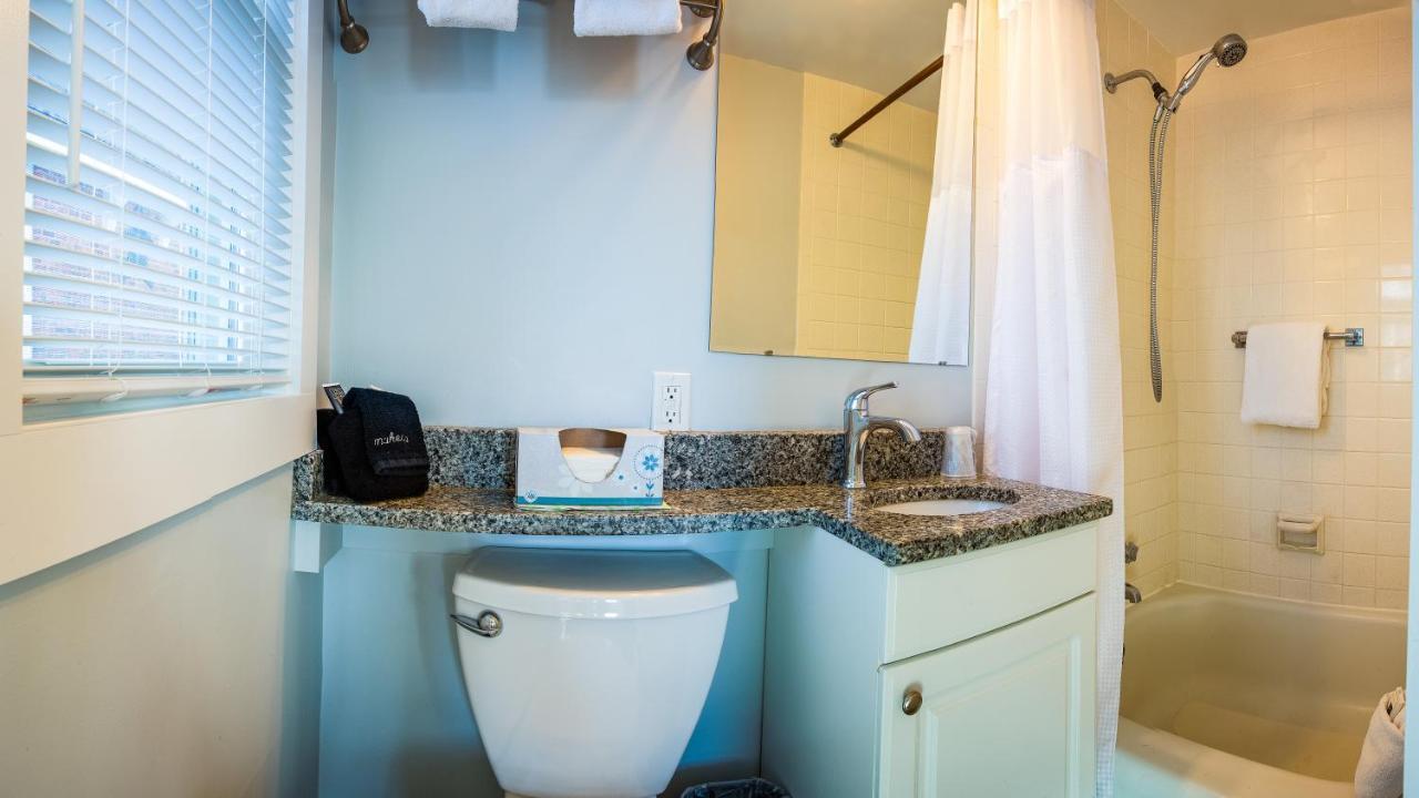 Bearskin Neck Motor Lodge 락포트 외부 사진