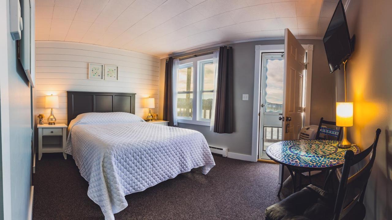 Bearskin Neck Motor Lodge 락포트 외부 사진